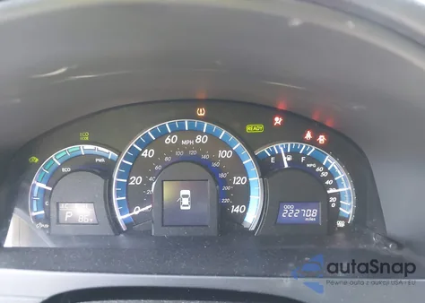 2014 Toyota Camry Hybrid Xle z USA, uszkodzony, nr VIN 4T1BD1FK3EU097752